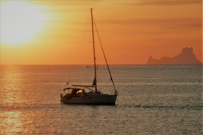 Sonnenuntergang vor Formentera (Public Domain / Pixabay)  Public Domain 
Infos zur Lizenz unter 'Bildquellennachweis'